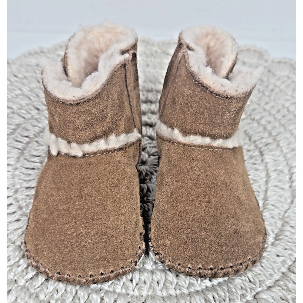 UGG Baby Lemmy Sherpa Lined Booties US 2/3 TODDLER INFANT BOHO WINTER BUTTON
